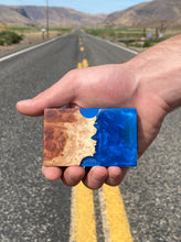 Load image into Gallery viewer, REZN Card Clip